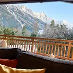 Experience Mont Blanc With Your Family شاليه